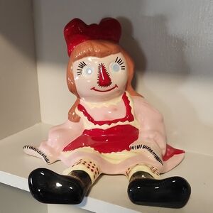 Vintage (1973) Raggedy Ann Ceramic Figurine